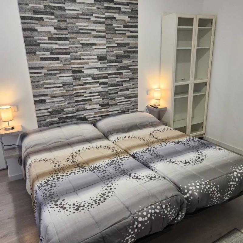 Apartamento para 11 personas en Madrid | Apartment for 11 people in Madrid