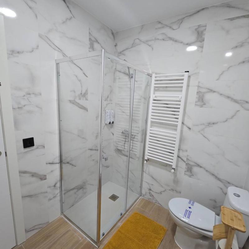 Alojamiento económico con buena conexión a Madrid | Affordable accommodation with good connections to Madrid