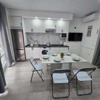 Piso turístico con parking en Madrid | Tourist apartment with parking in Madrid